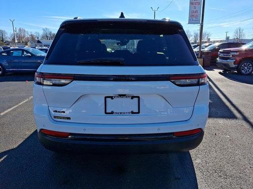 2023 Jeep Grand Cherokee Altitude