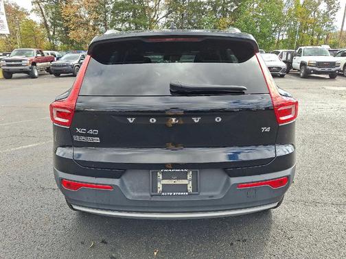 2019 Volvo XC40 T4 Momentum