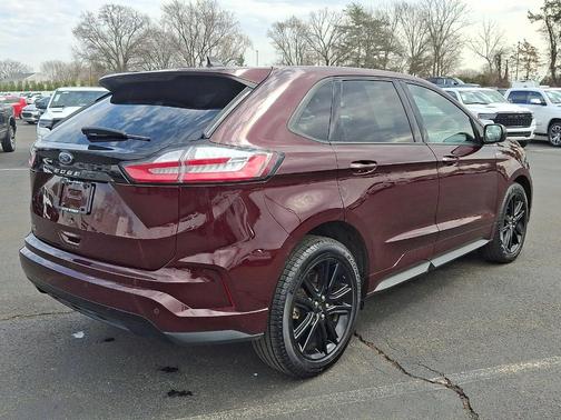 2022 Ford Edge ST-Line