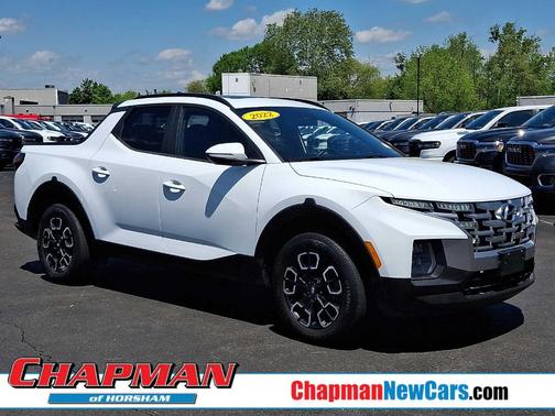 Ice White 2022 Hyundai SANTA CRUZ 2.5T SEL Premium