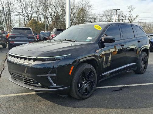 2024 Jeep Wagoneer S Launch Edition