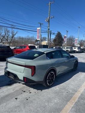 2025 Kia K4 GT-Line