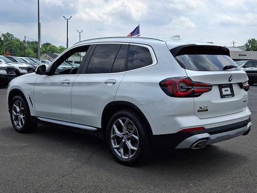 Mineral White Metallic 2024 BMW X3 xDrive30i
