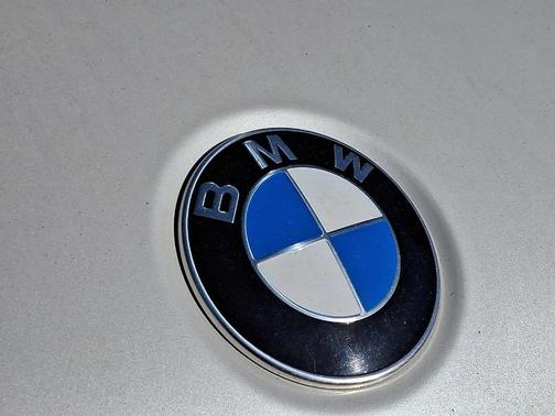 Mineral White Metallic 2024 BMW X3 xDrive30i