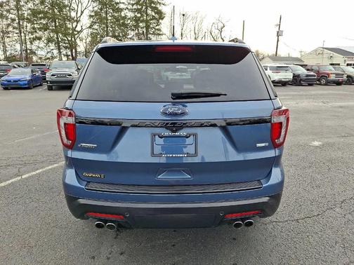 2018 Ford Explorer sport