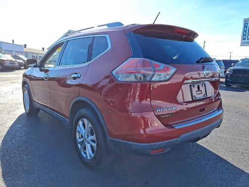 2016 Nissan Rogue SV