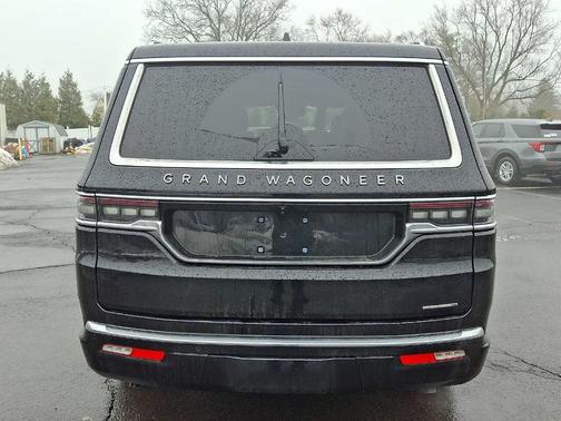 2024 Jeep Grand Wagoneer Series III