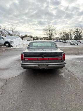 1991 Lincoln Town Car Signature