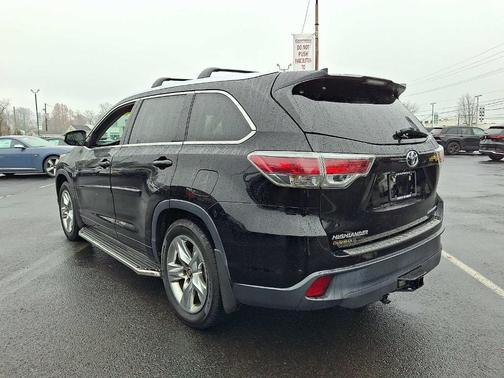2016 Toyota Highlander Limited
