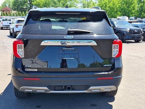 Agate Black Metallic 2023 Ford Explorer XLT