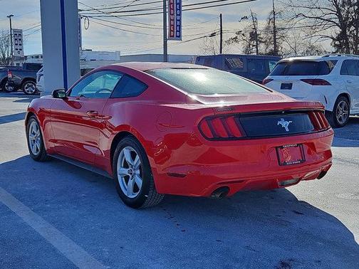 2015 Ford Mustang V6