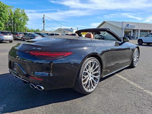 2024 Mercedes-Benz AMG SL 43 Base