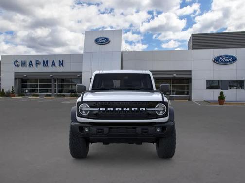 Oxford White 2026 Ford Bronco Badlands
