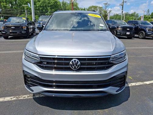 2022 Volkswagen Tiguan 2.0T SE R-Line Black