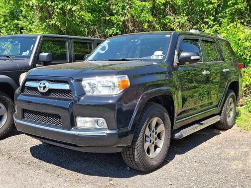 Black 2013 Toyota 4Runner SR5