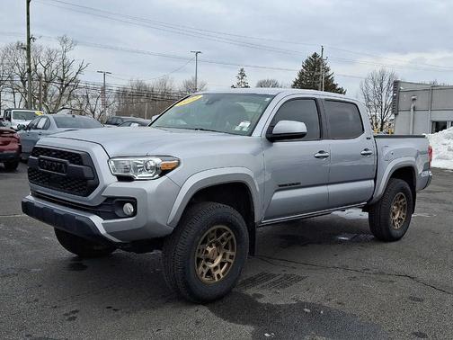 2022 Toyota Tacoma SR5