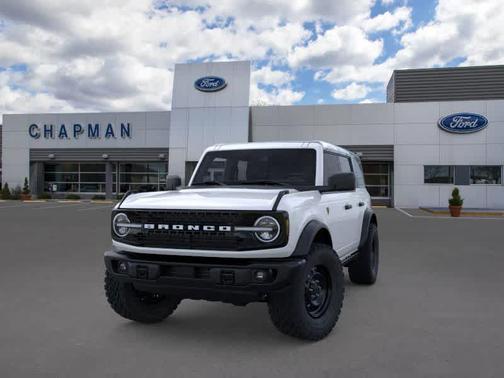 Oxford White 2026 Ford Bronco Badlands