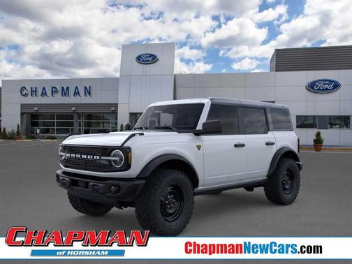 Oxford White 2026 Ford Bronco Badlands