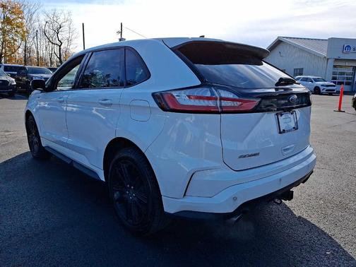 2020 Ford Edge ST Line