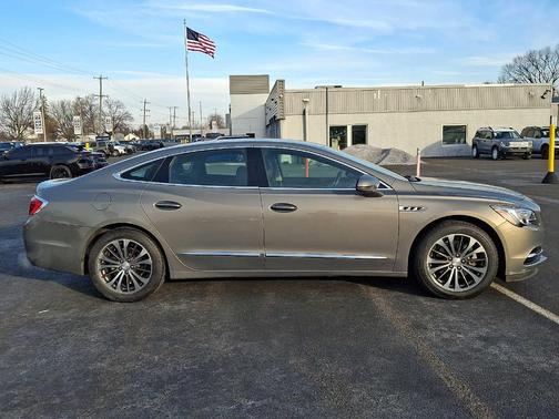 2017 Buick LaCrosse Essence