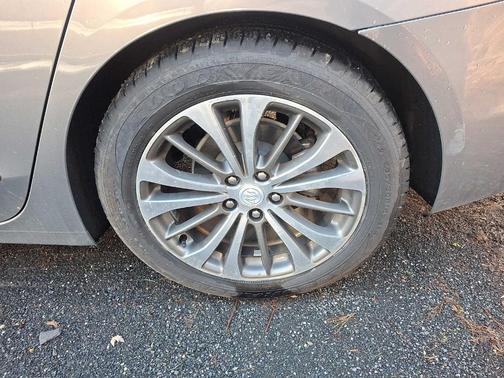 2017 Buick LaCrosse Essence