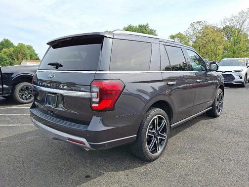 2024 Ford Expedition Platinum