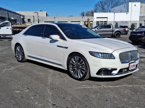 2017 Lincoln Continental Reserve