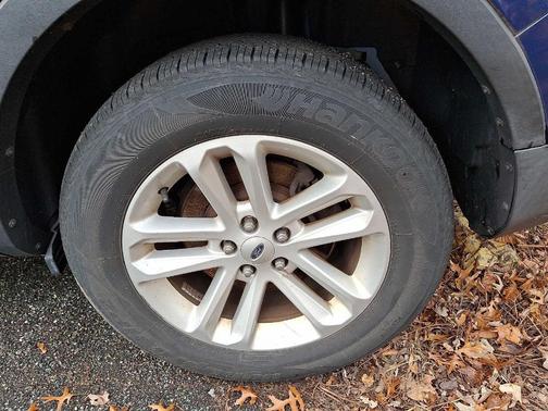 2015 Ford Explorer Base