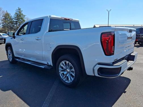 White Frost Tri-Coat 2024 GMC Sierra 1500 Denali