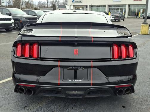 2017 Ford Shelby GT350 Base