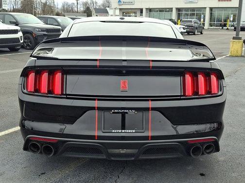 2017 Ford Shelby GT350 Base