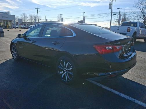 2017 Chevrolet Malibu 1LT