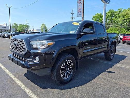 2020 Toyota Tacoma TRD Sport