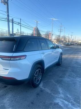 2023 Jeep Grand Cherokee 4xe Trailhawk