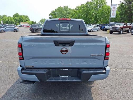 2022 Nissan Frontier PRO-4X