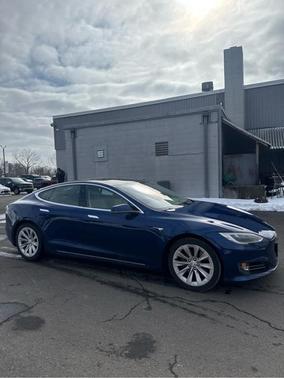 2017 Tesla Model S 75D