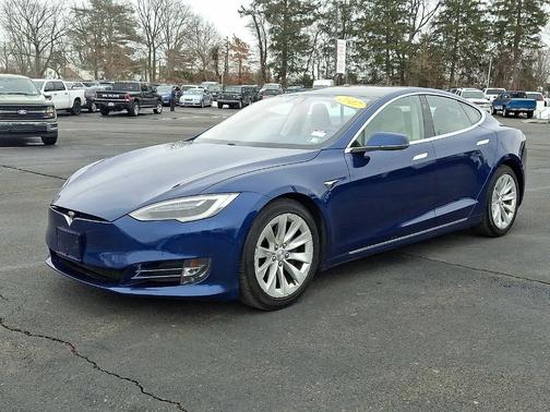2017 Tesla Model S 75D