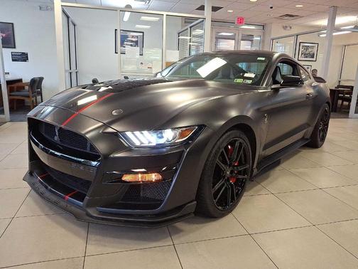 2021 Ford Shelby GT500 Base