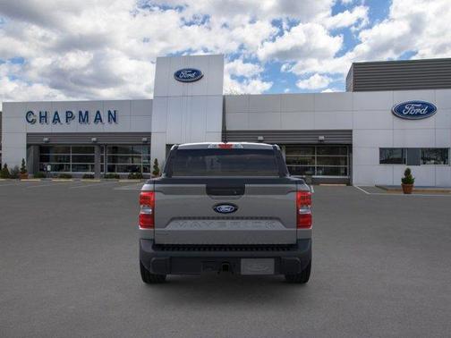 Carbonized Gray Metallic 2025 Ford Maverick XL