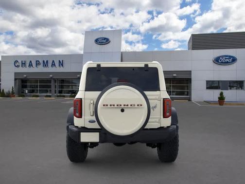 Wimbledon White 2026 Ford Bronco Outer Banks