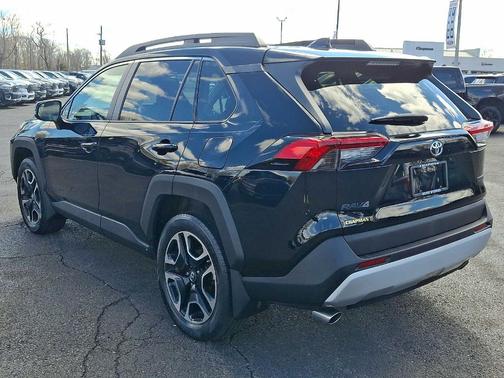 2019 Toyota RAV4 Adventure