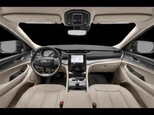 Bright White Clearcoat 2025 Jeep Grand Cherokee Laredo