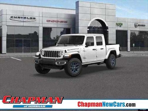Bright White Clearcoat 2026 Jeep Gladiator Sport