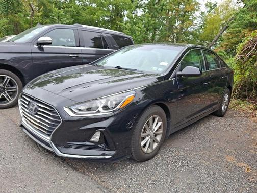 2018 Hyundai SONATA SE