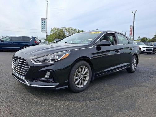 2018 Hyundai SONATA SE