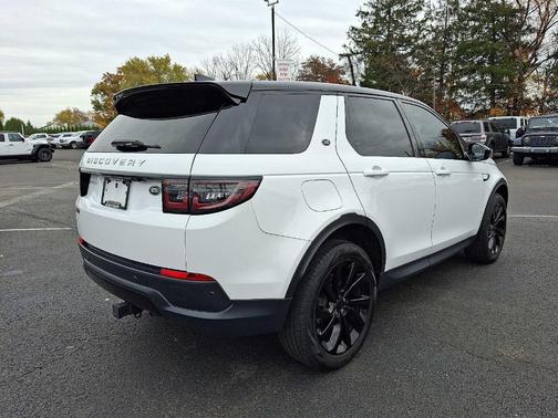 2023 Land Rover Discovery Sport SE