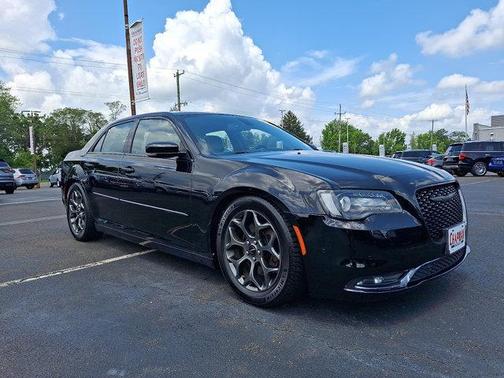 2018 Chrysler 300 S