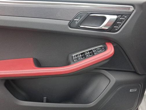 2023 Porsche Macan GTS