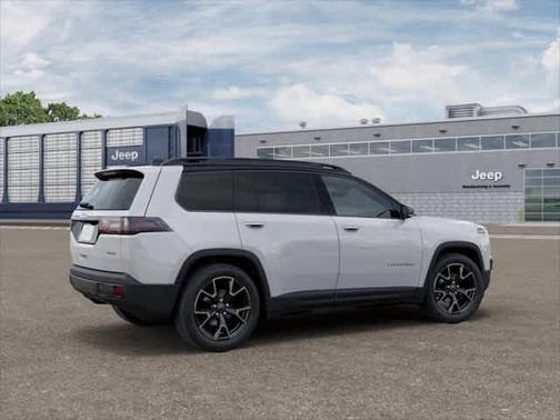 Bright White Clearcoat 2026 Jeep Cherokee Overland
