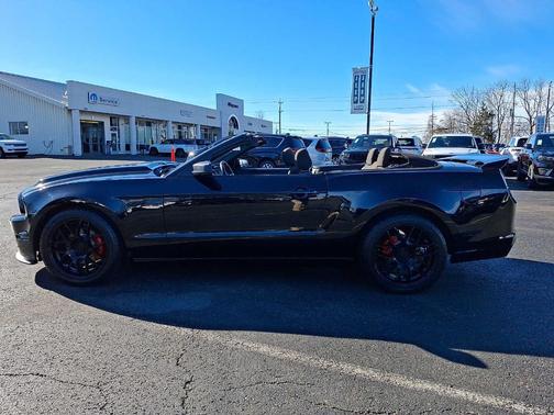 2013 Ford Mustang V6